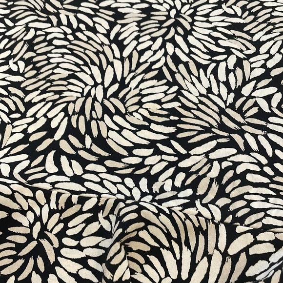 BCBG midi skirt - Picture 2 of 3